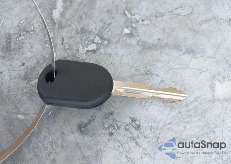 2002 Mazda B3000 Ds z USA, uszkodzony, nr VIN 4F4YR16U02TM13084